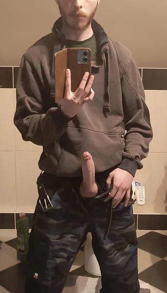Would you hire this handyman?