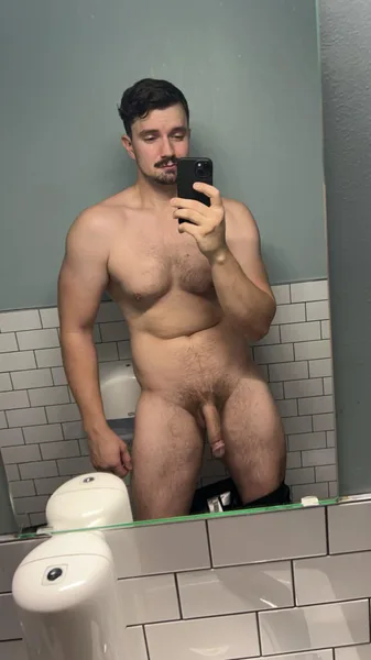 Do i look like my height? (6’3”)