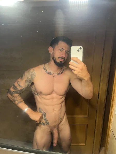 You can eat me anytime.